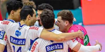 Imagem da matéria: Douglas Souza e Acerola levam pontos após choque de cabeça em semifinal entre Itaquá e Campinas