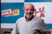 Frente evangélica de apoio a Lula diz que Flávio eleito seria "retrocesso"