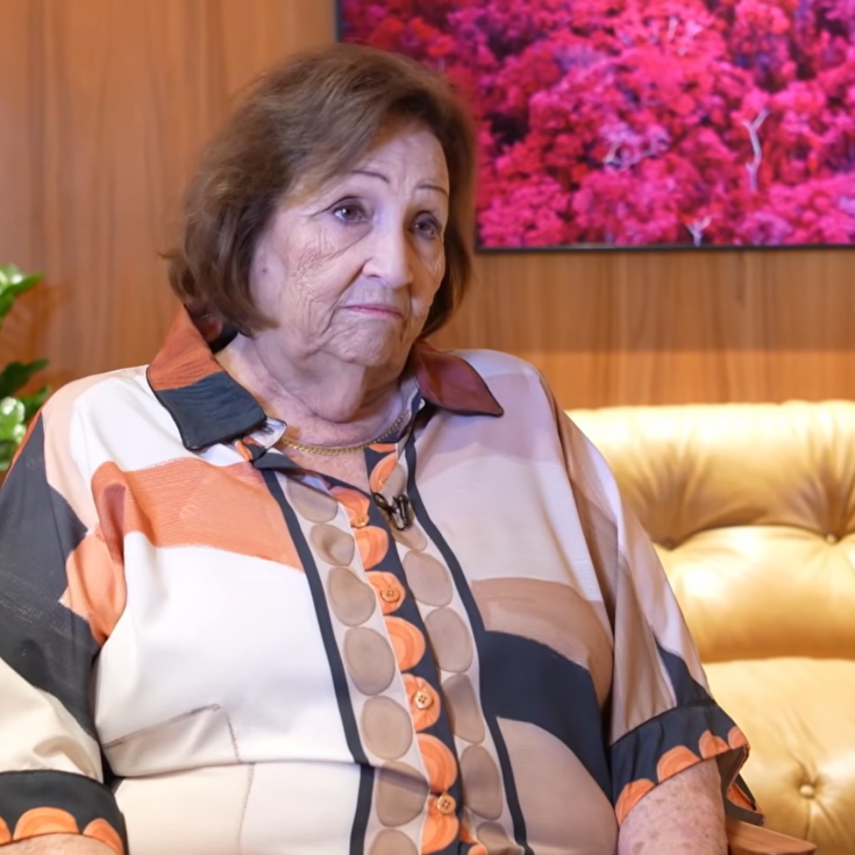 Dona Déa Lúcia participa de propaganda do PT e relembra morte de Paulo Gustavo na pandemia