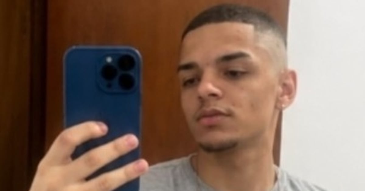 ‘Ação foi legítima’, diz secretário da Segurança sobre morte de jovem pela PM com 27 tiros