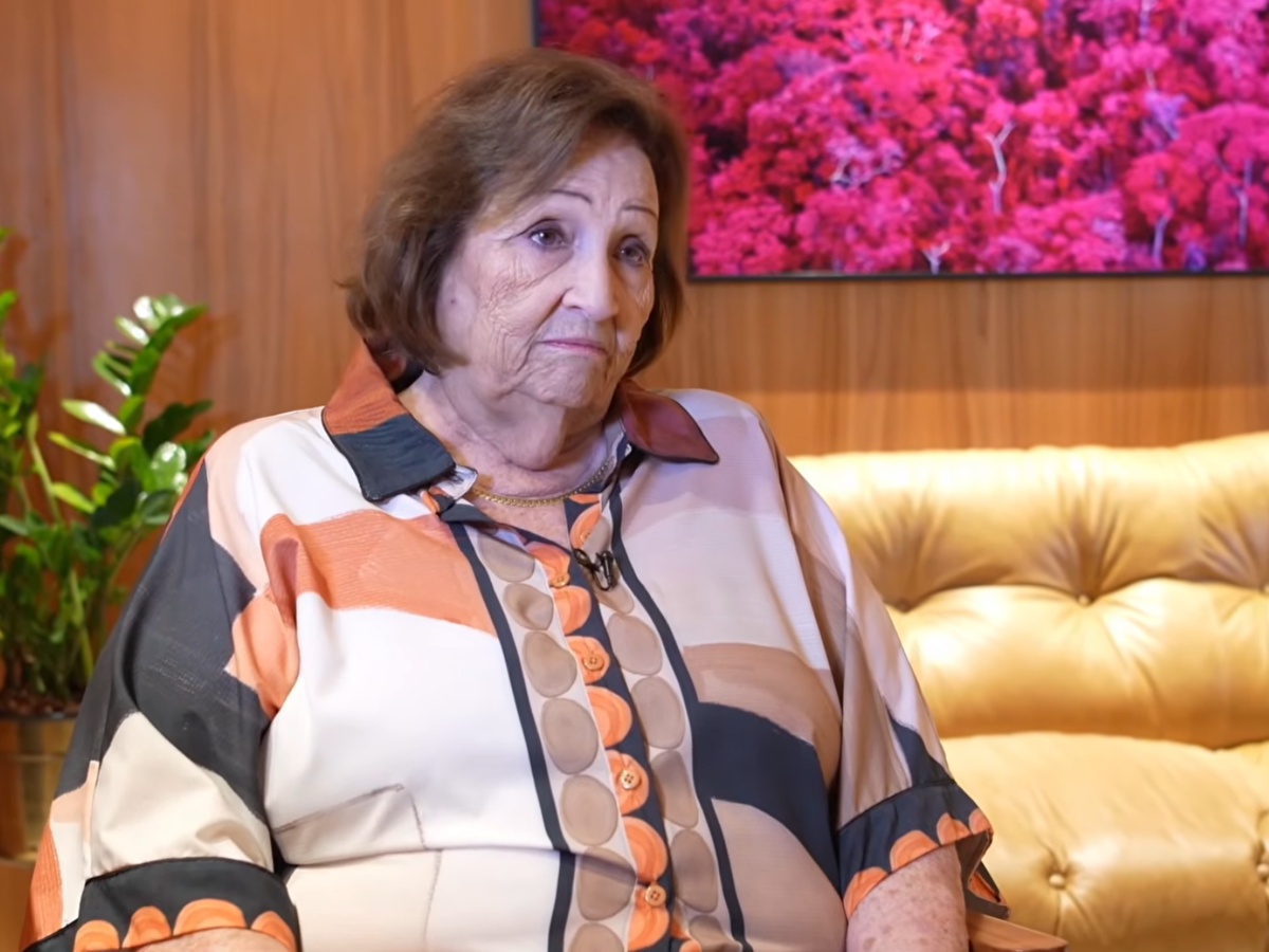 Dona Déa Lúcia participa de propaganda do PT e relembra morte de Paulo Gustavo na pandemia