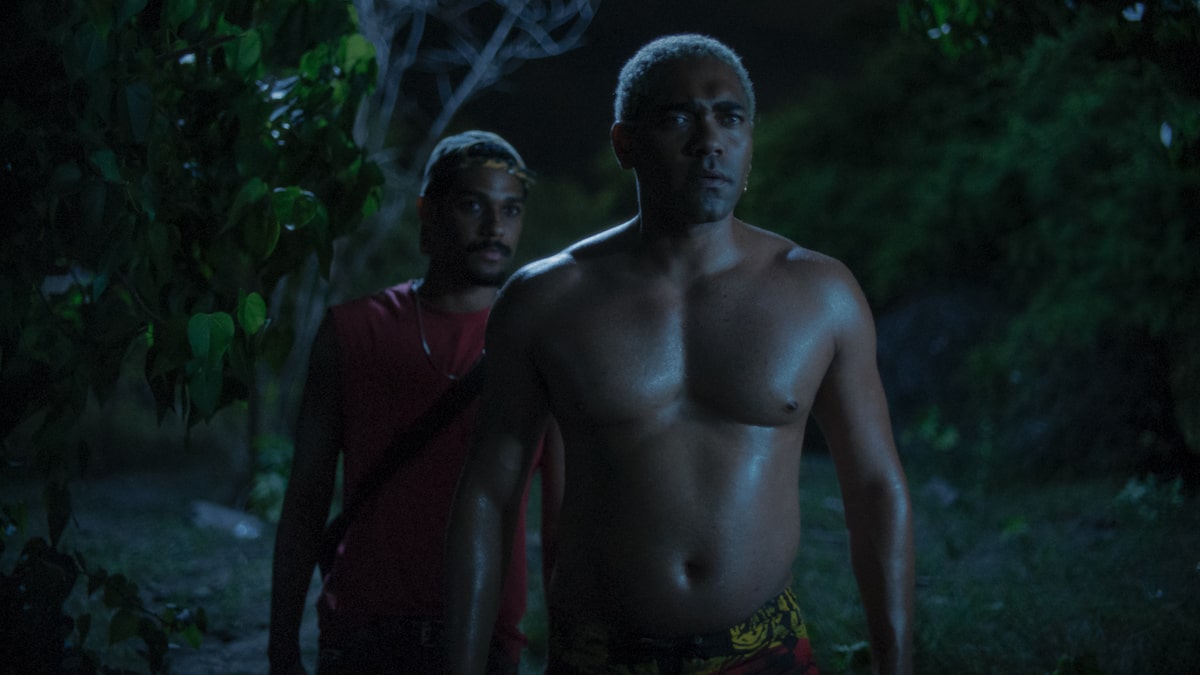 Festival do Rio premia ‘A Margem do Rio’, ‘Vicentina’ e doc sobre Elza; veja lista