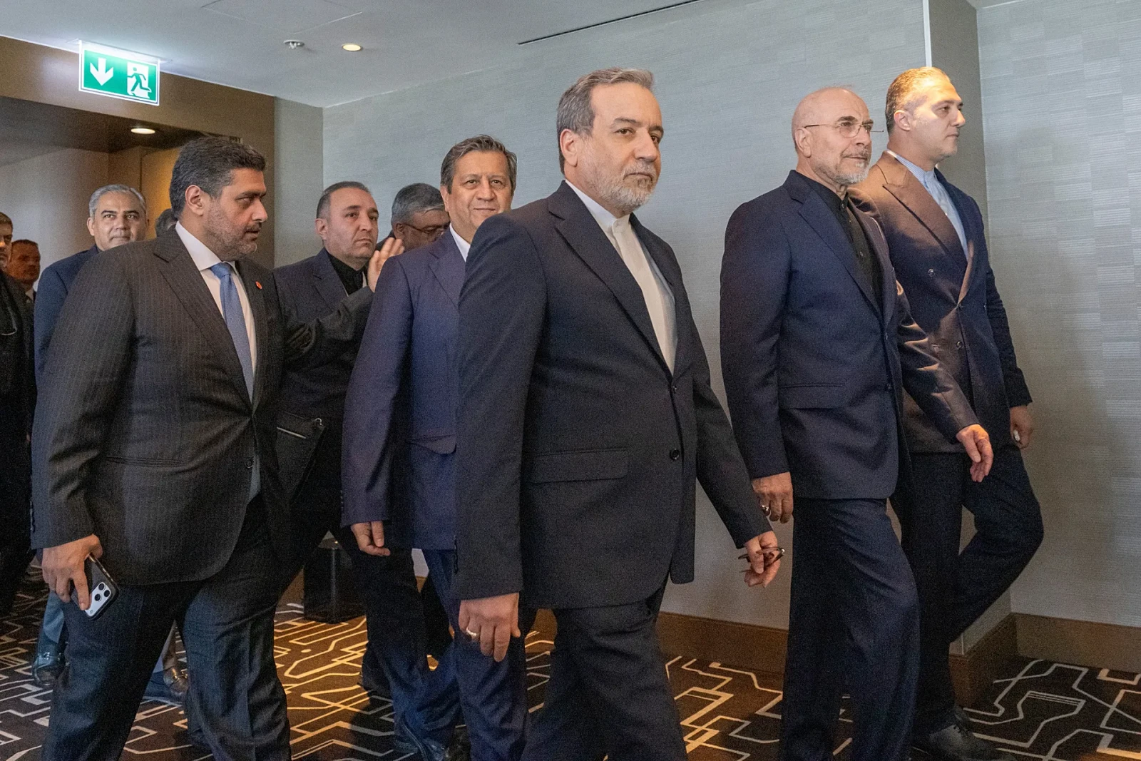Líder de Mianmar visita Malásia após início do retorno de migrantes