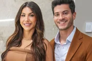 Arthur Aguiar e Jheny Santucci aparecem juntos após separação