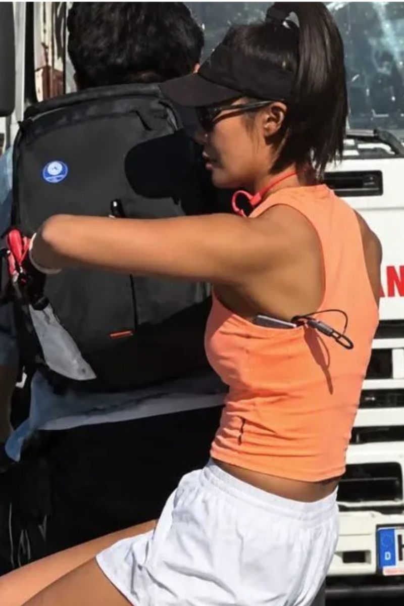 Influenciadora é desclassificada em maratona por trapacear e usar bicicleta
