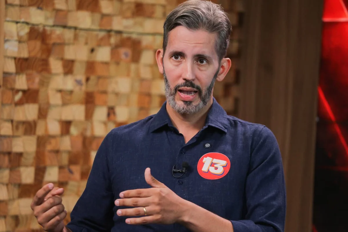 Grass mira votos nulos, brancos e de rivais para vencer segundo turno no DF