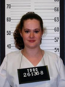 Christa Pike: chefe da cadeia pede demissão após execução com injeções letais fracassar